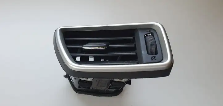 Nissan Qashqai (2013 - 2017) Боковой воздушный дефлектор — фото 2