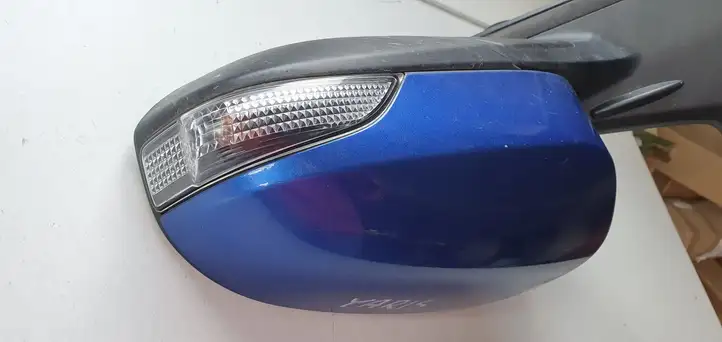 Toyota Yaris (2014 - 2019) Боковое зеркало с электроприводом — фото 8