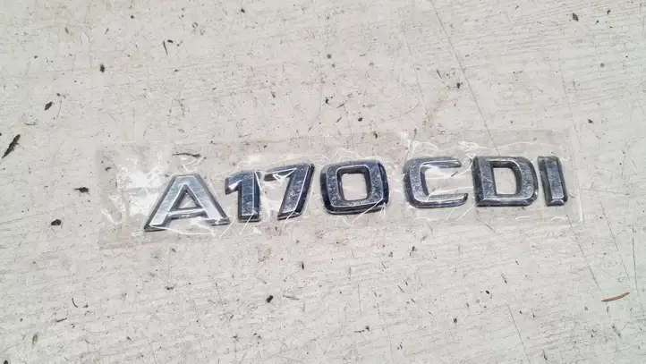 Mercedes-Benz A W168 (1997 - 2004) Эмблема производителя — фото 2