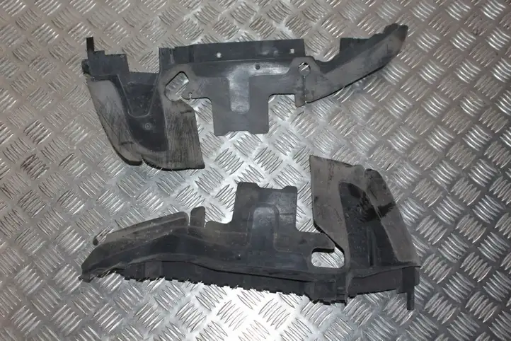 Audi A6 S6 C6 4F (2004 - 2008) 4F0121284C Дефлектор воздуха — фото 1
