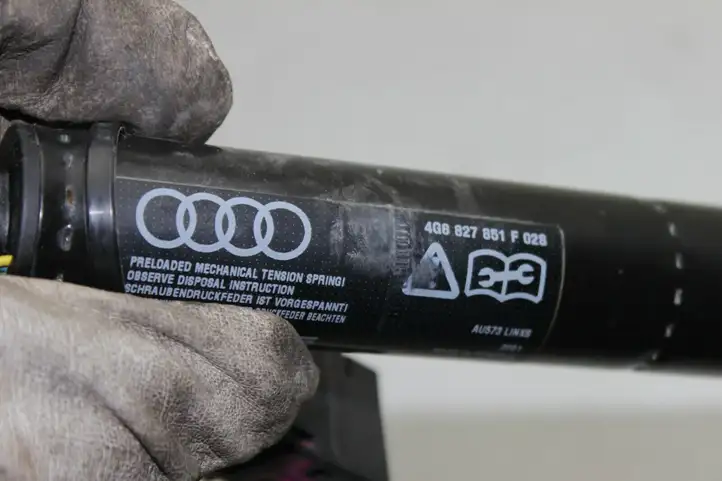 Audi A7 S7 4G (2010 - 2014) 4G8827851F Доводчик крышки багажника — фото 5