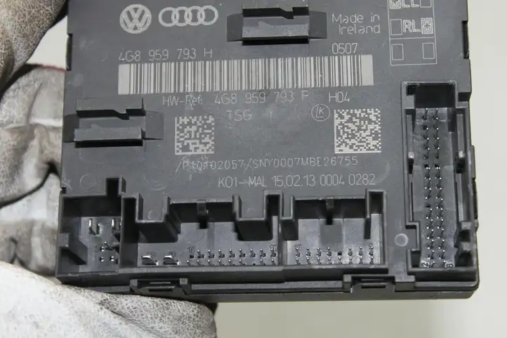 Audi A6 C7 (2011 - 2014) 4G8959793H Блок управления дверью — фото 2