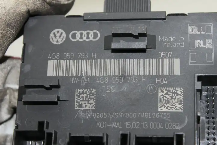 Audi A6 C7 (2011 - 2014) 4G8959793H Блок управления дверью — фото 3