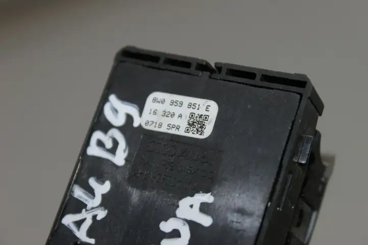 Audi A4 S4 B9 (2015 - 2019) 8W0959851E Кнопка стеклоподъемников — фото 4
