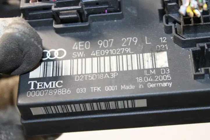 Audi A8 S8 D3 4E (2007 - 2010) 4E0907279L Модуль комфорта — фото 4