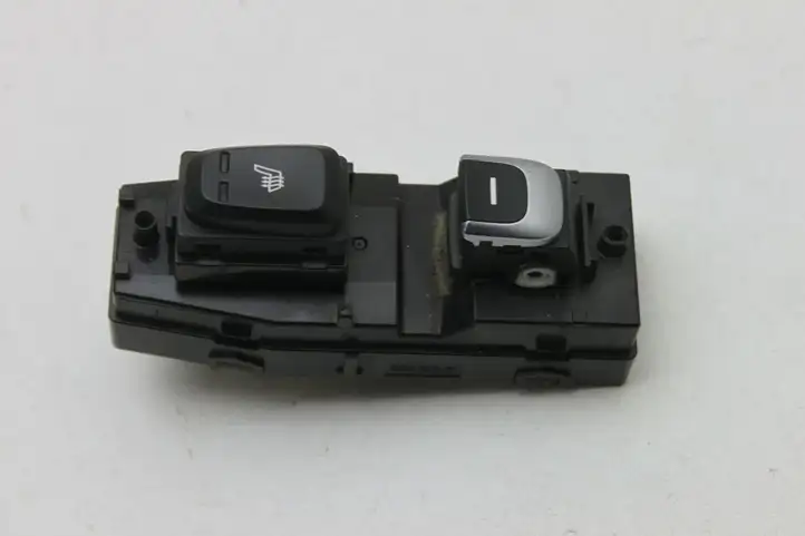 Kia Sportage (2016 - 2018) 93580F1020 Блок кнопок стеклоподъемников — фото 1