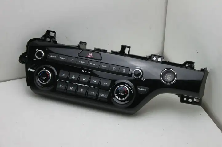 Kia Sportage (2016 - 2018) 97250F1700 Блок управления климат-контролем — фото 1