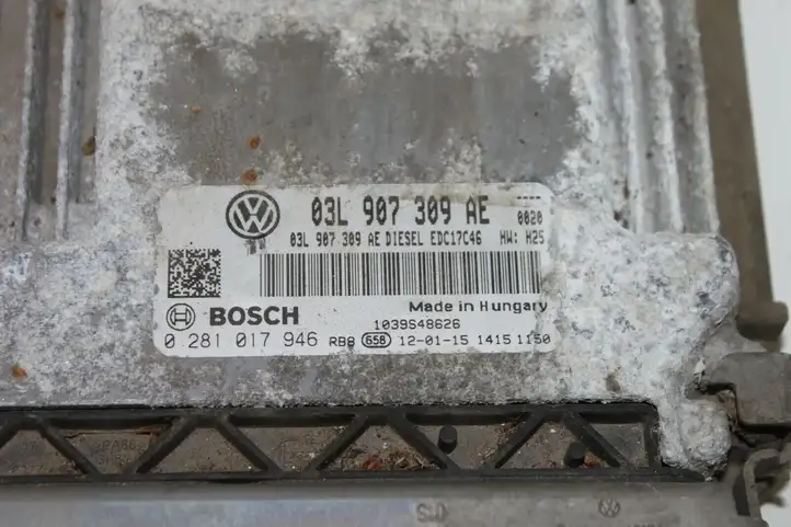 Volkswagen PASSAT B7 (2011 - 2014) 03L906389AE Блок управления двигателем (ЭБУ) — фото 2