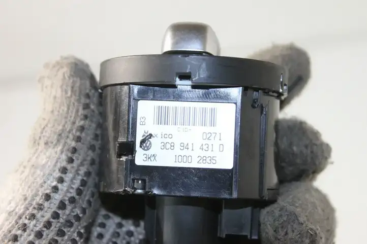 Volkswagen PASSAT B7 (2011 - 2014) 3C8941431D Включатель фонарей — фото 2