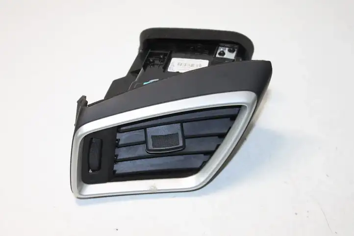 Nissan Qashqai (2013 - 2017) 687614EA0A Боковой воздушный дефлектор — фото 1