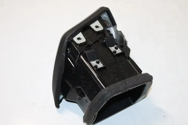 Nissan Qashqai (2013 - 2017) 687604EA0A Боковой воздушный дефлектор — фото 4