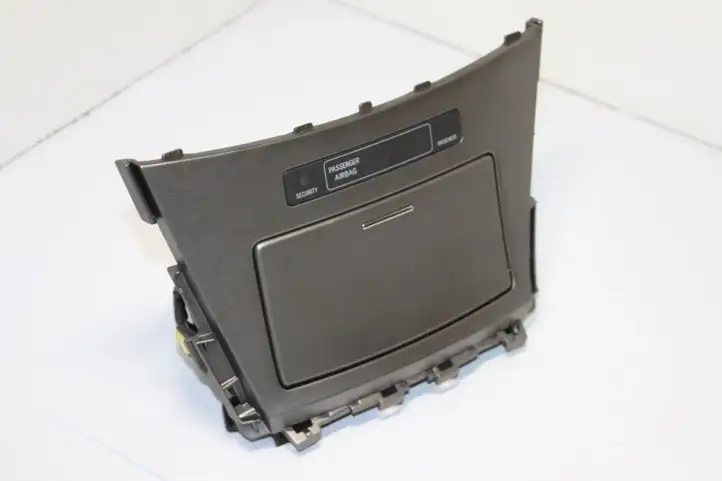 Toyota Avensis T270 (2009 - 2012) 5880405110 Передняя пепельница — фото 2