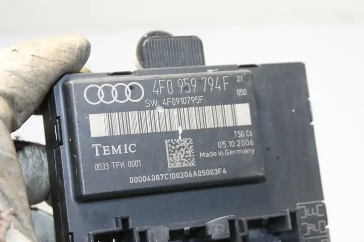 Audi A6 S6 C6 4F (2004 - 2008) 4F0959794F Блок управления дверью — фото 3