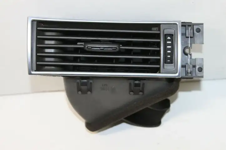 Audi A6 S6 C6 4F (2004 - 2008) 4F1820902B Боковой воздушный дефлектор — фото 1