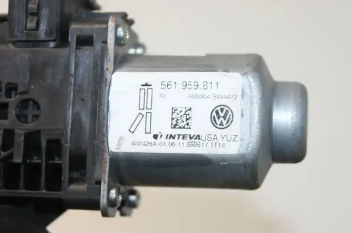 Volkswagen PASSAT B7 (2011 - 2014) 561959811 Стеклоподъемник задней двери — фото 2