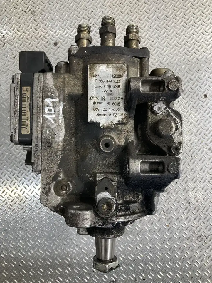 Audi A6 S6 C5 4B (1997 - 2001) 0986444033 Топливный насос — фото 1