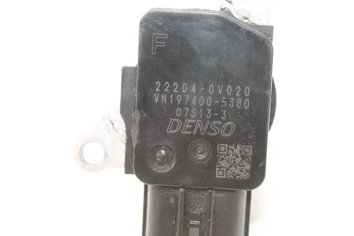 Toyota Yaris (2014 - 2019) 222040V020 Датчик качества воздуха — фото 5