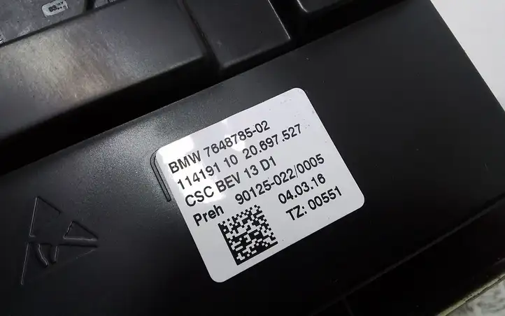 BMW i3 (2013 - ) 7648785 Модуль аккумуляторной батареи гибридного автомобиля / электромобиля — фото 8