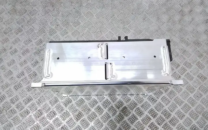 BMW i3 (2013 - ) 7648785 Модуль аккумуляторной батареи гибридного автомобиля / электромобиля — фото 2