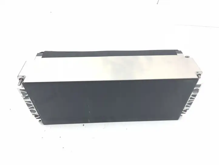 Jeep Avenger (2022 - ) 9854207680 Модуль аккумуляторной батареи гибридного автомобиля / электромобиля — фото 4