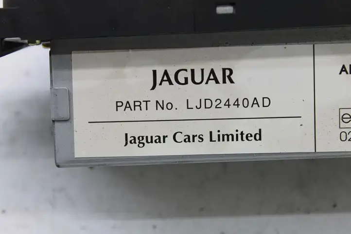Jaguar XK8 - XKR (1996 - 2004) LJD2440AD Магнитола / мультимедийная система — фото 6