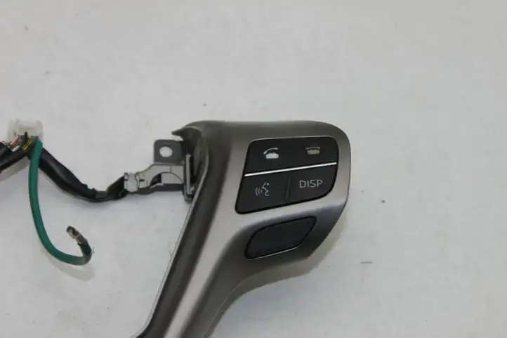 Toyota Avensis T270 (2009 - 2012) 4510005580D Кнопки на рулевом колесе — фото 3
