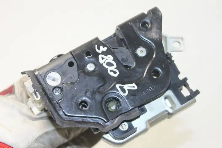Audi A4 S4 B8 8K (2007 - 2011) 8K0839015C Замок задней двери — фото 4