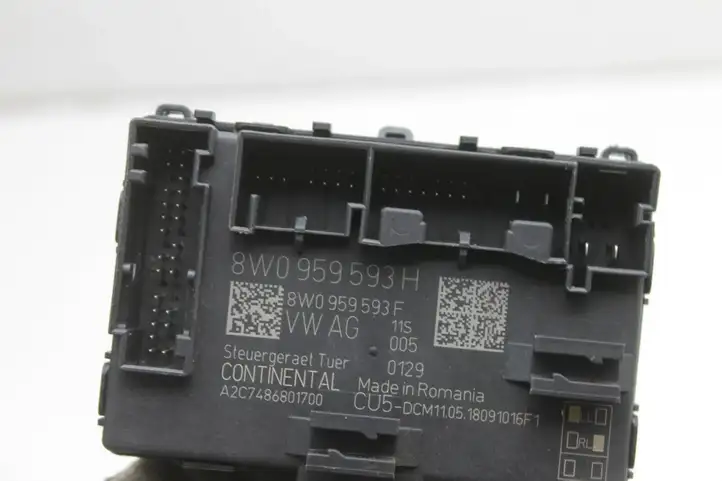 Audi A4 S4 B9 (2015 - 2019) 8W0959593H Блок управления дверью — фото 3