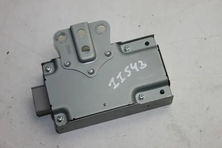 Toyota Avensis T270 (2012 - 2015) 8598A05020 Блок GSM — фото 4