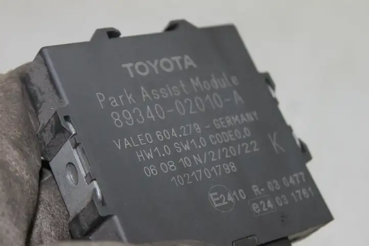Toyota Auris 150 (2006 - 2012) 8934002010A Блок управления парктрониками — фото 2