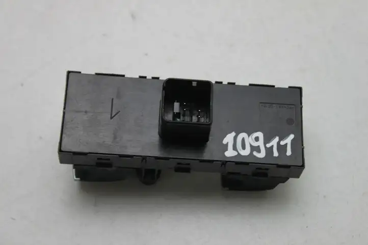 Volkswagen Tiguan (2011 - 2016) 5K4959857 Блок кнопок стеклоподъемников — фото 4