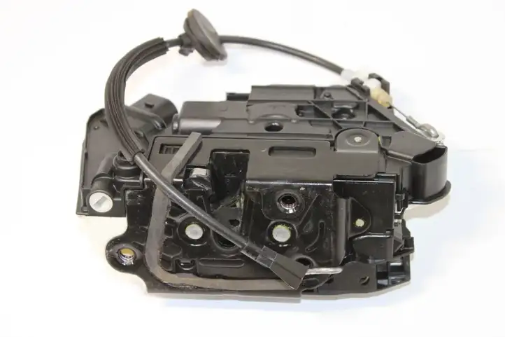 Volkswagen Tiguan (2011 - 2016) 5N0839015C Замок задней двери — фото 6