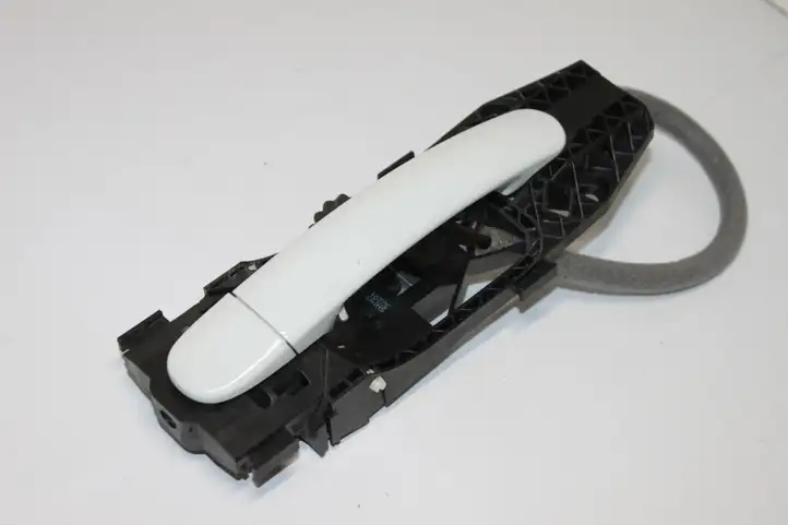 Volkswagen Tiguan (2011 - 2016) 5N0837017E Наружная ручка двери — фото 2
