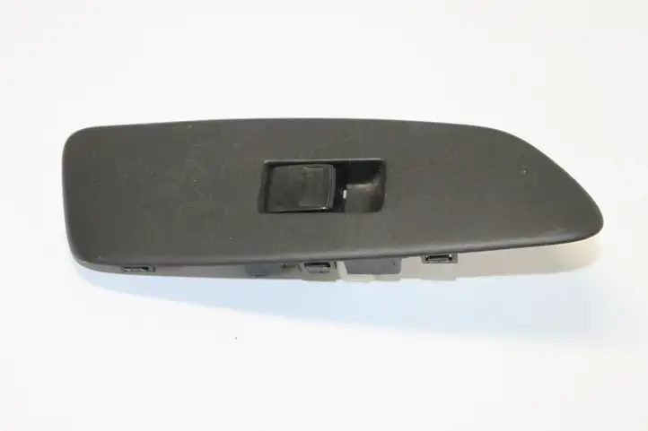 Toyota Auris 150 (2006 - 2012) 7423102530 Блок кнопок стеклоподъемников — фото 3