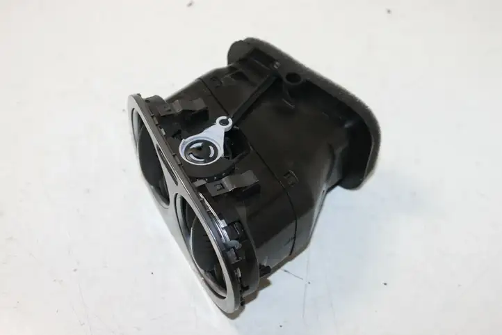 Volkswagen Tiguan (2016 - 2020) 5N0819703C Боковой воздушный дефлектор — фото 2