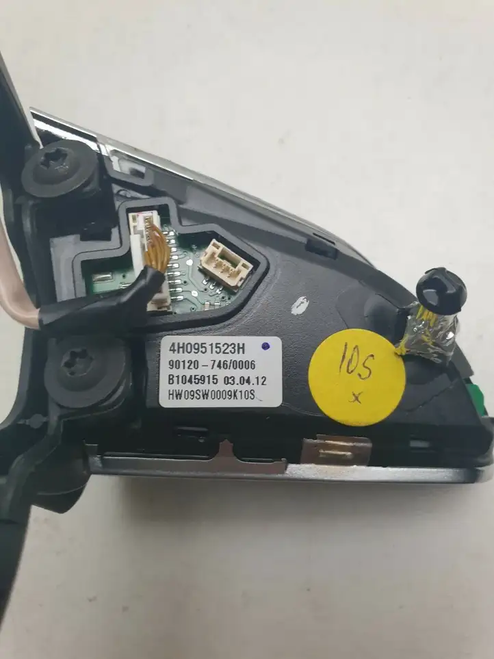 Audi A8 S8 D4 4H (2010 - 2014) 4H0951523H Кнопки на рулевом колесе — фото 4
