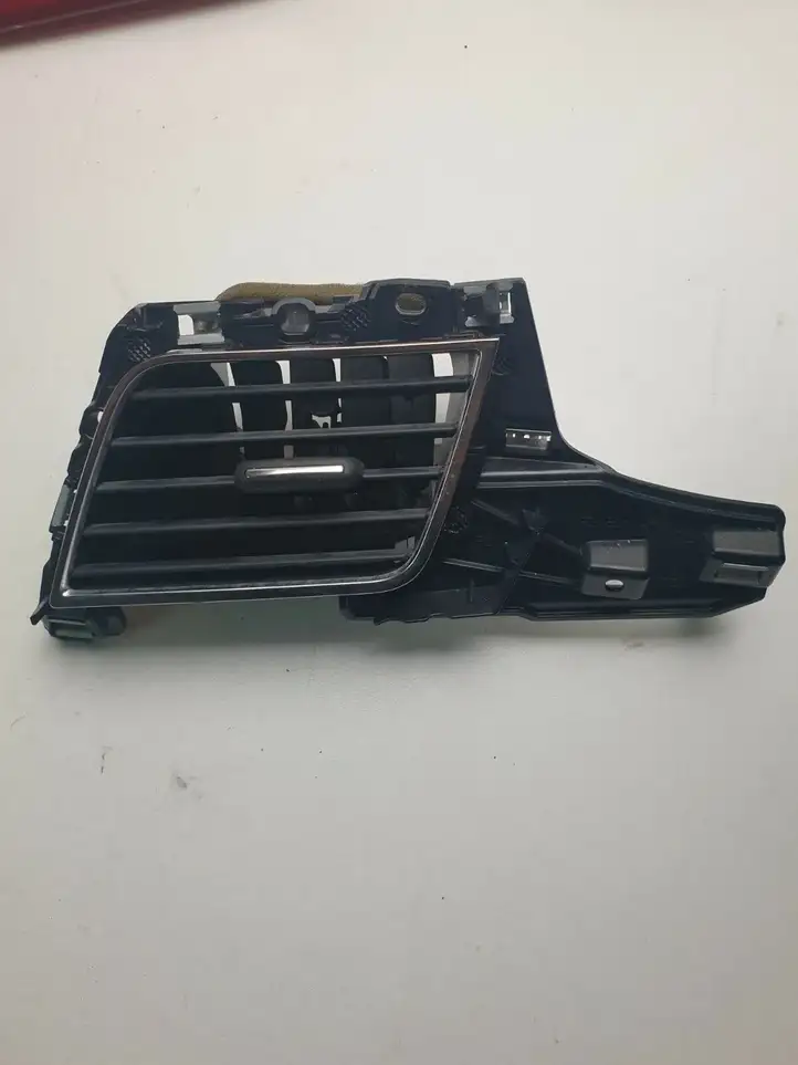 Audi A8 S8 D4 4H (2010 - 2014) 4h1820901A Боковой воздушный дефлектор — фото 1