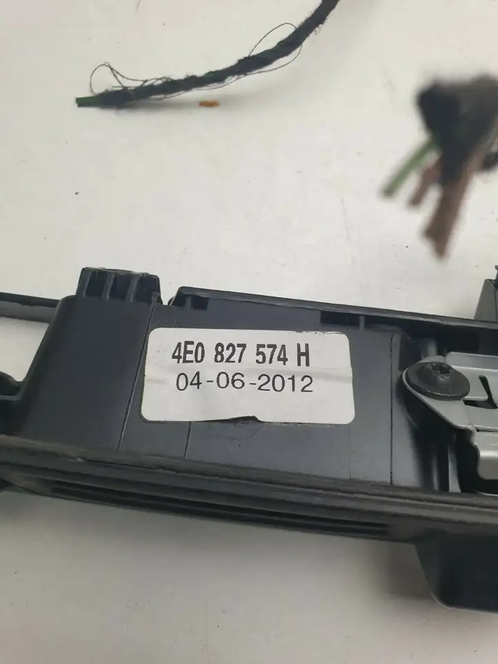 Audi A8 S8 D4 4H (2010 - 2014) 4E0827574H Подсветка номера — фото 2