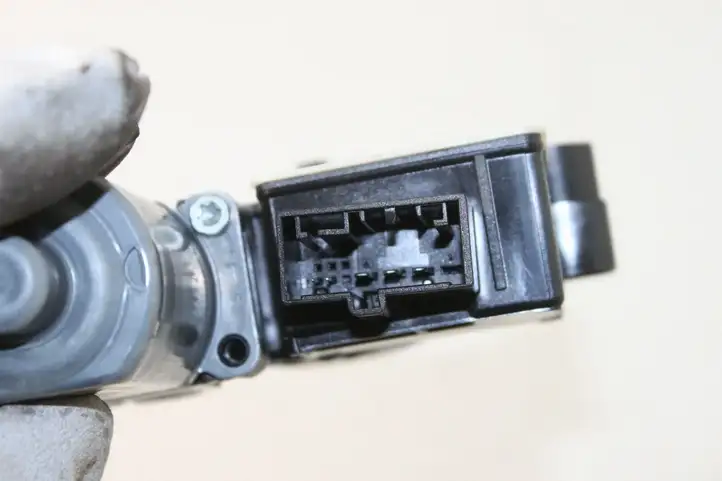 Skoda Octavia Mk3 (5E) (2013 - 2019) 5Q0959812A Стеклоподъемник задней двери — фото 3
