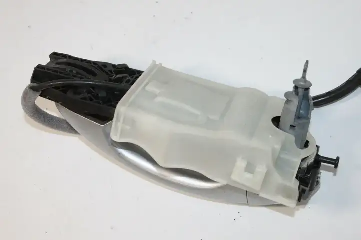 Skoda Octavia Mk3 (5E) (2013 - 2019) 5L0837885B Наружная ручка двери — фото 4