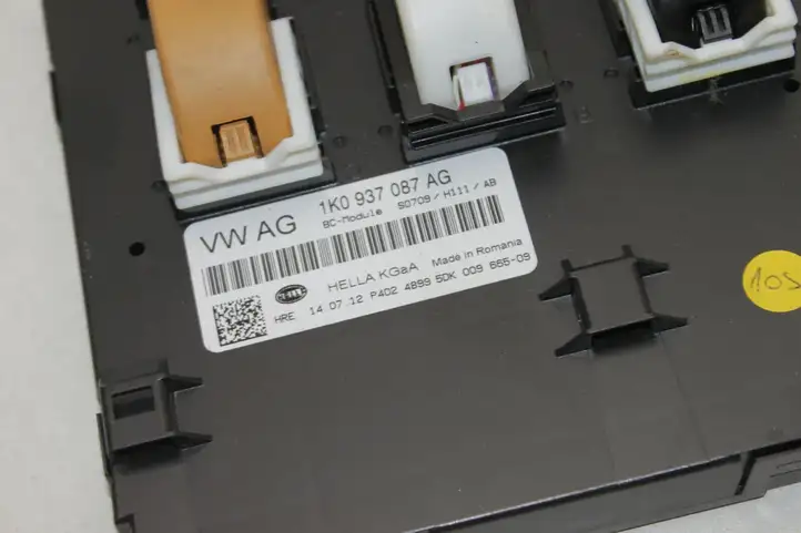 Skoda Superb B6 (3T) (2008 - 2015) 1K0937087AG Модуль комфорта — фото 3