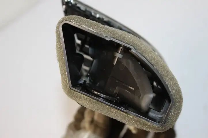 Seat Leon (5F) (2012 - 2019) 5F2820901F Боковой воздушный дефлектор — фото 6
