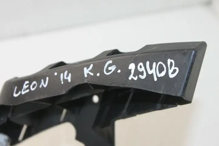 Seat Leon (5F) (2012 - 2019) 5F0807377 Кронштейн заднего бампера — фото 5