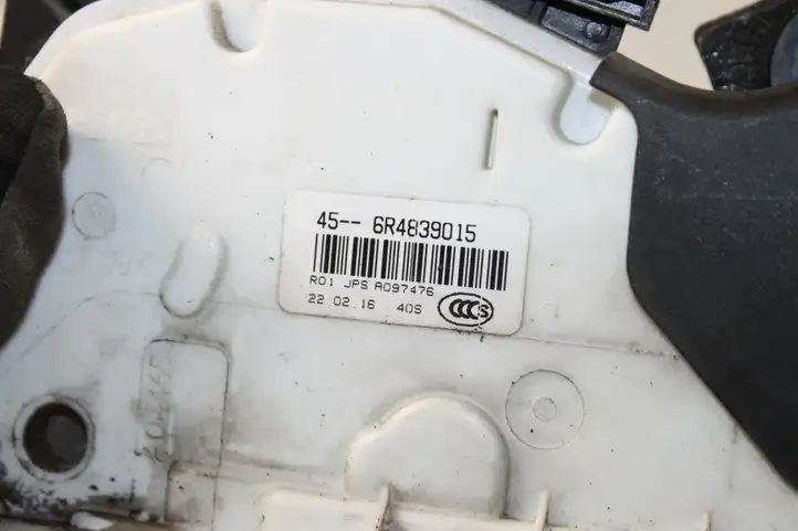 Volkswagen Polo VI (2015 - 2019) 6R4839015 Замок задней двери — фото 3