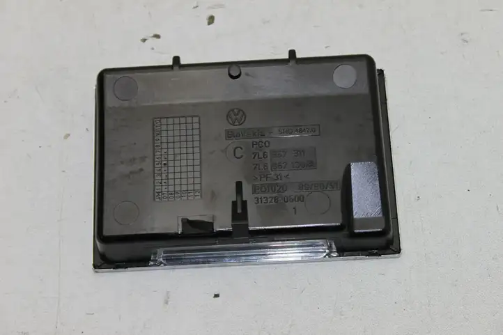 Volkswagen Touareg I (2002 - 2010) 7L6857311 Передняя пепельница — фото 3