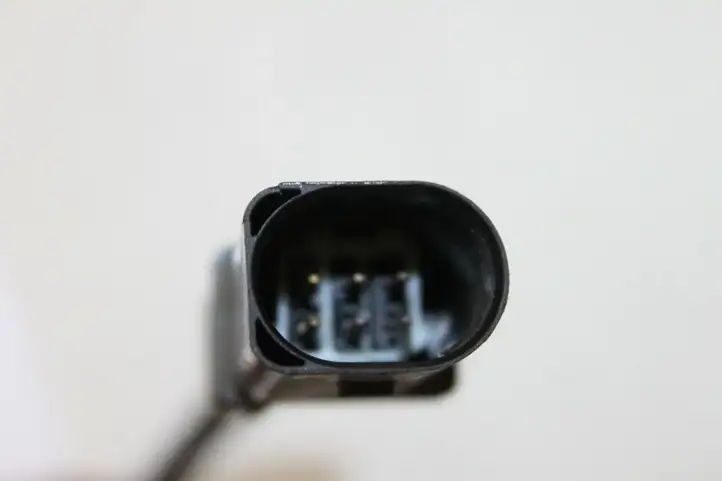 Audi A6 S6 C6 4F (2004 - 2008) 06E906265F Лямбда-зонд — фото 3
