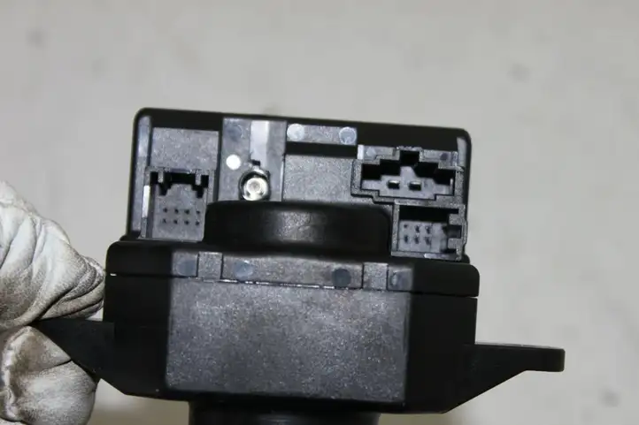 Audi A6 S6 C6 4F (2004 - 2008) 4F0909135D Замок зажигания — фото 4