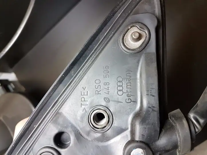 Audi A6 S6 C6 4F (2008 - 2011) Боковое зеркало с электроприводом — фото 5