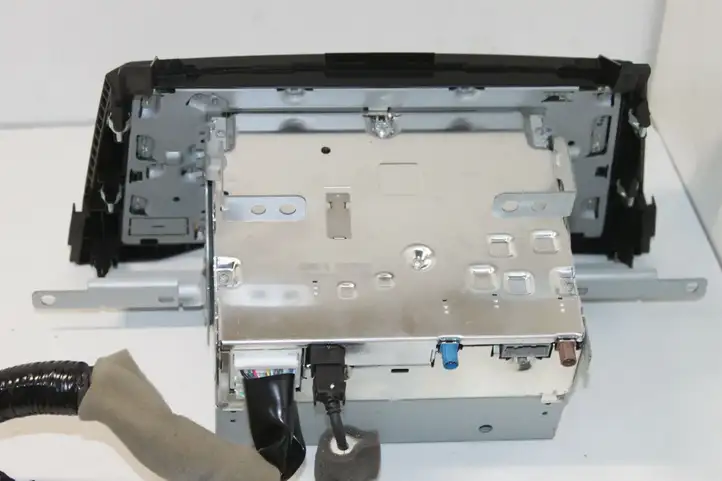 Nissan X-Trail T32 (2014 - 2021) 7513750235 Магнитола / мультимедийная система — фото 8