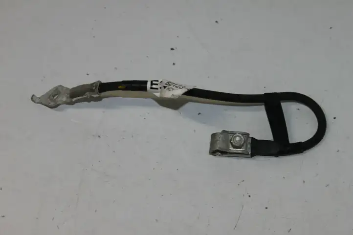 Toyota Prius (XW30) (2009 - 2015) 8212347040 Прочая электропроводка — фото 1